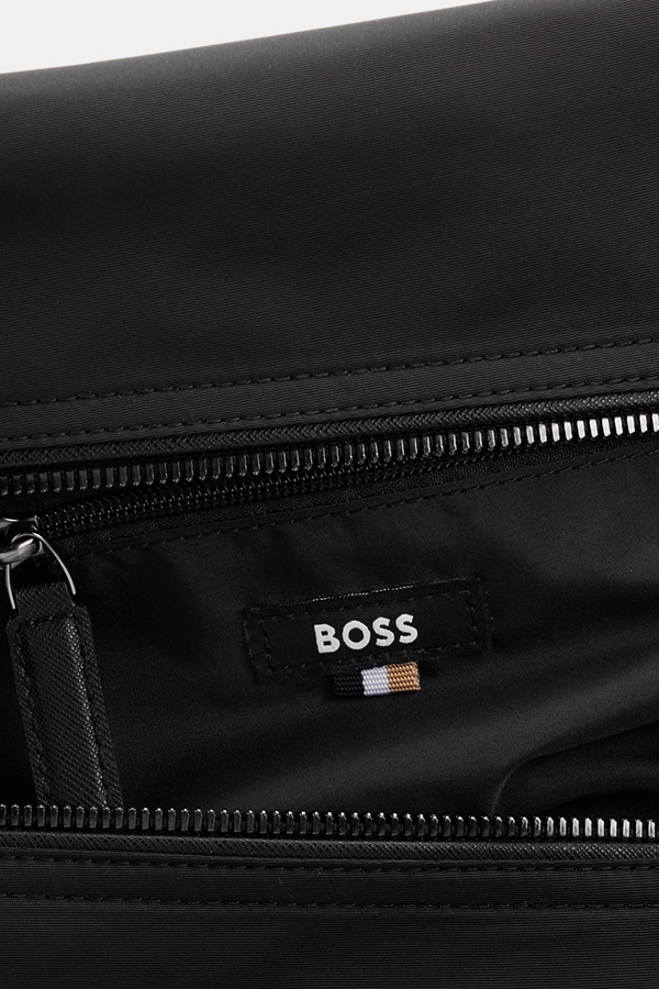 ΤΣΑΝΤΑ ΤΑΞΙΔΙΟΥ BOSS - 001 ΜΑΥΡΟ